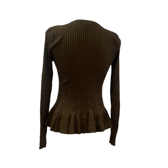 NWOT H&M army green viscose knit ribbed peplum top sweater S M - Picture 3 of 6